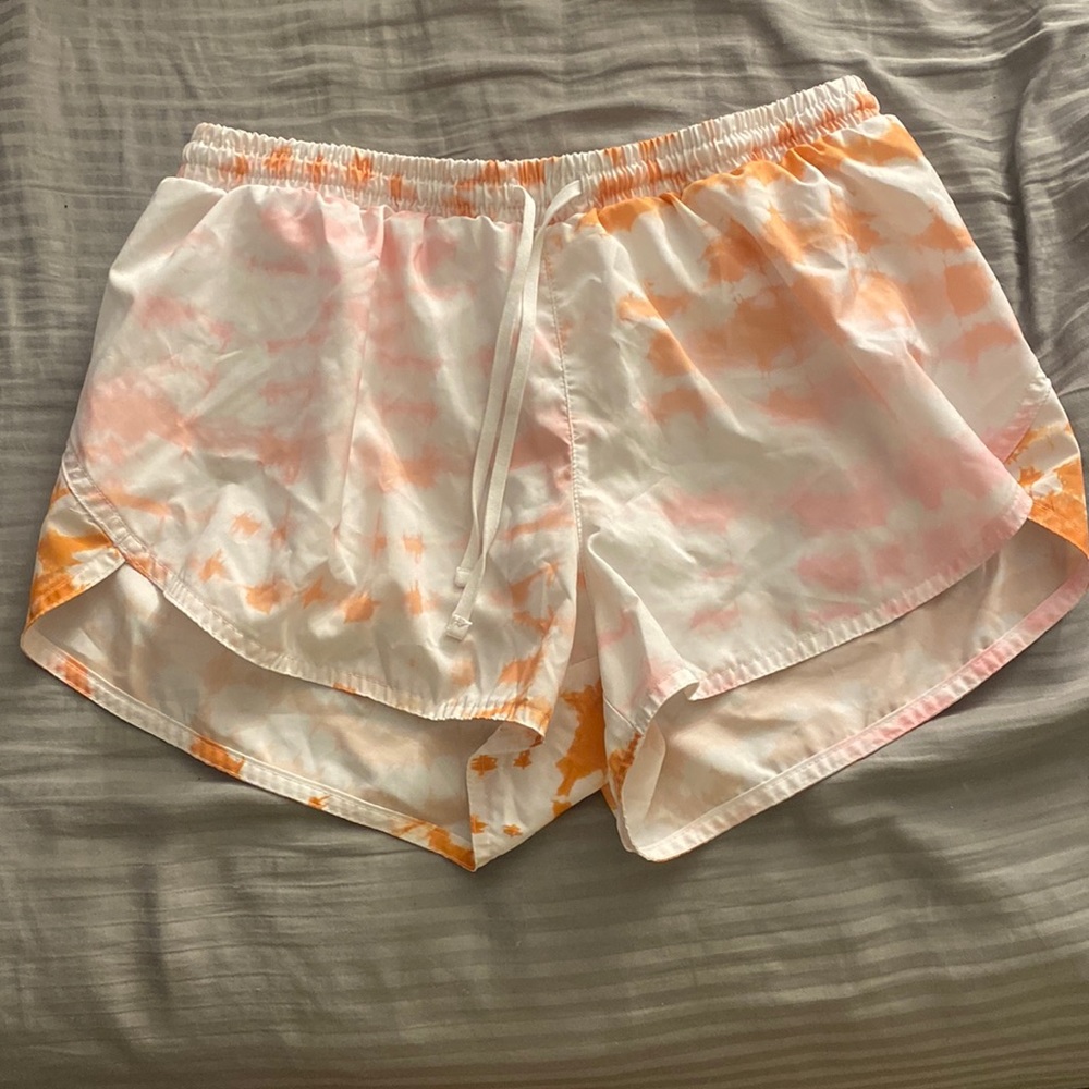 Running shorts